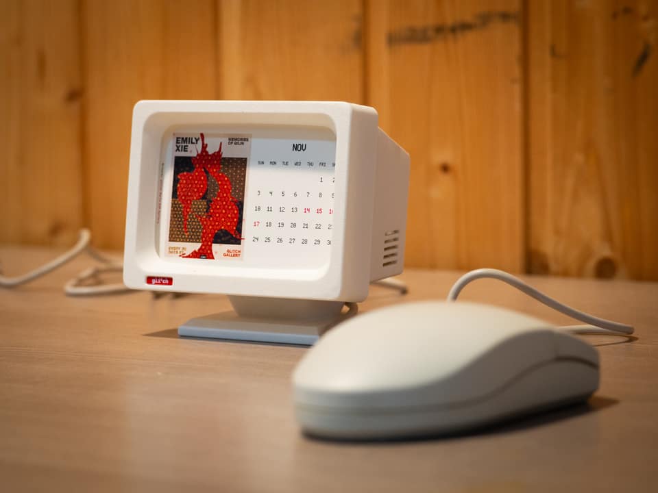 Mini glitch computer